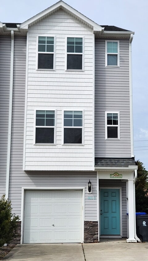 Photo - 803 Blanche Ave (Carolina Beach, NC)