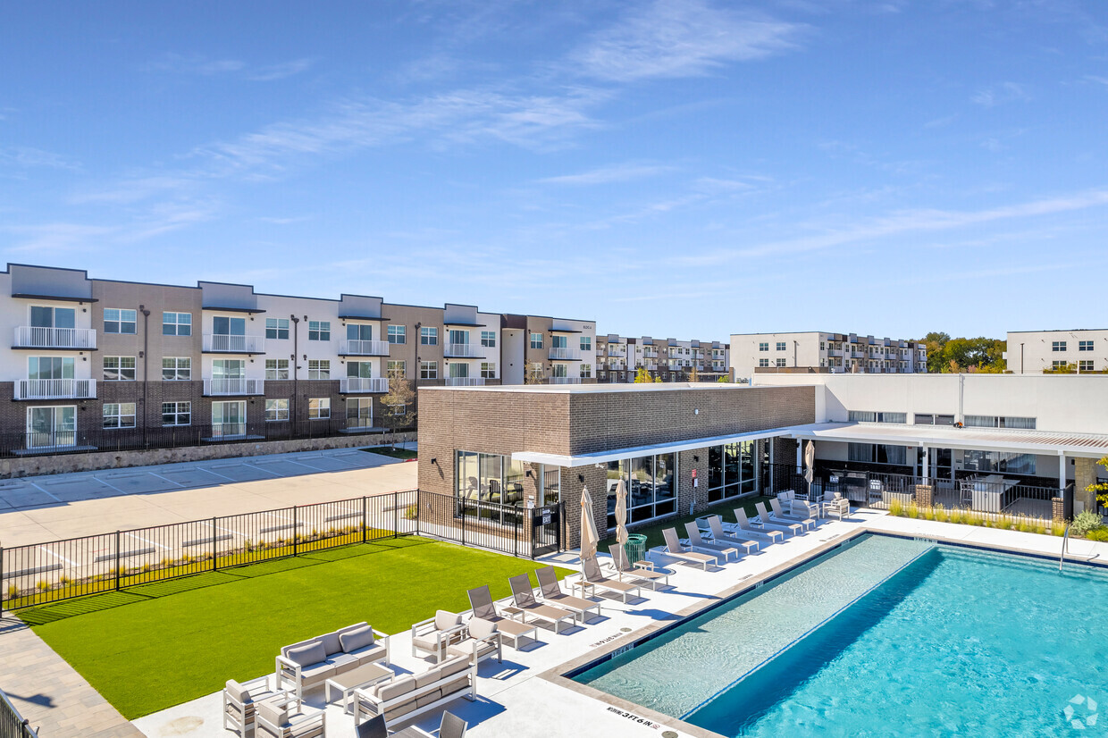 Foto principal - Resia Dallas West Apartments