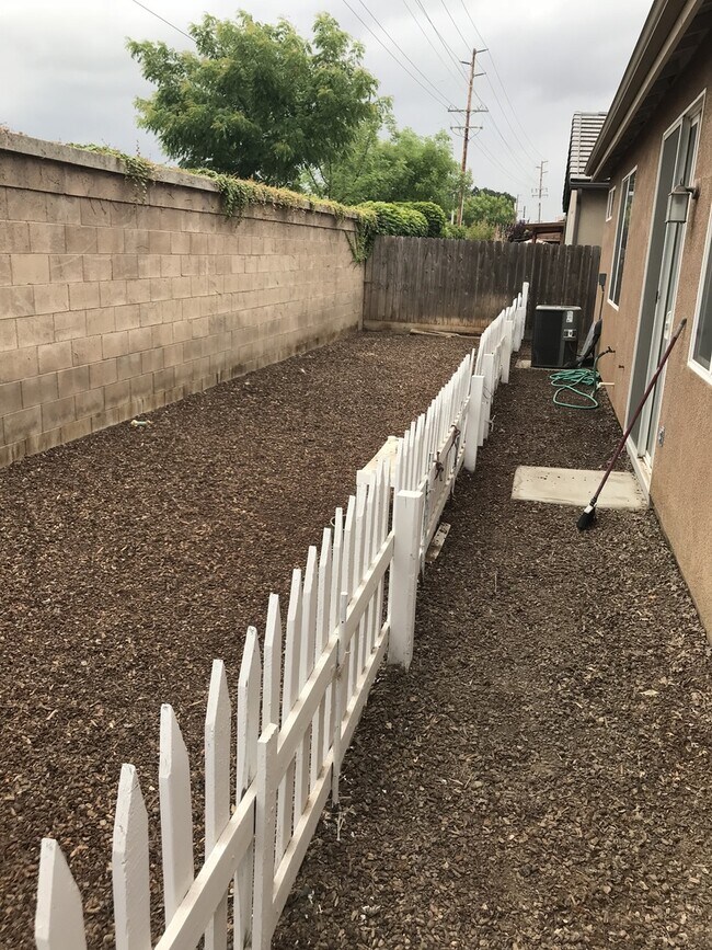 Foto del edificio - 3841 W Payson Ave