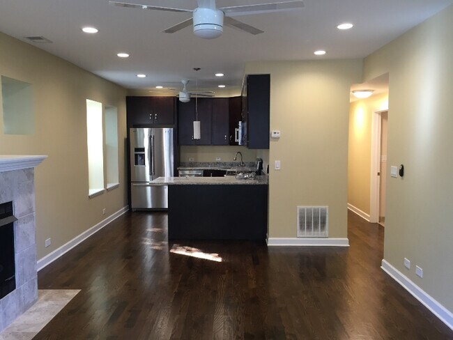 Foto del edificio - 3501 W WRIGHTWOOD Ave