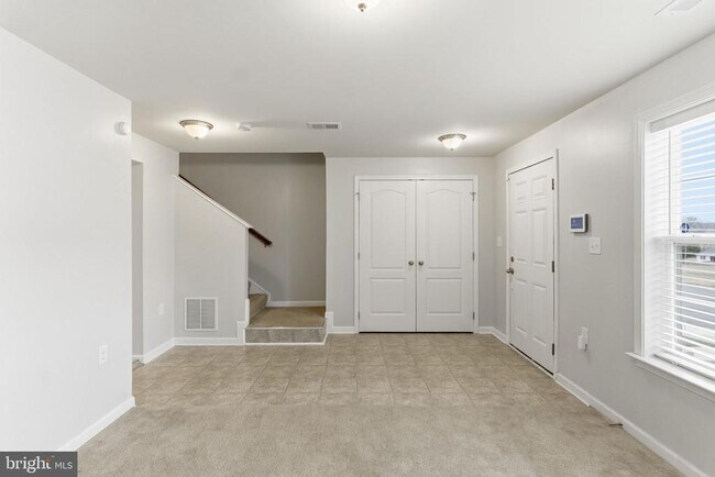 Foto del edificio - 37 Britania Ct