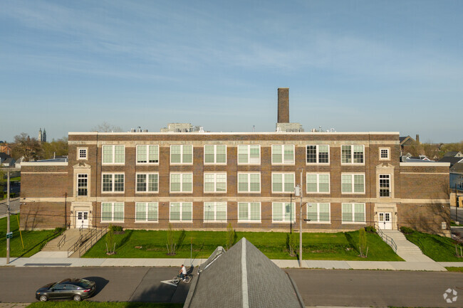 57 Howard St - 75 Apartments