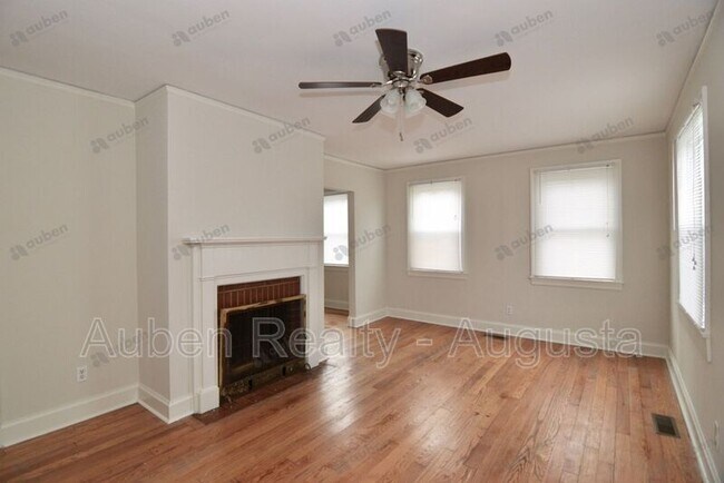 Foto del edificio - 622 Grant Ave