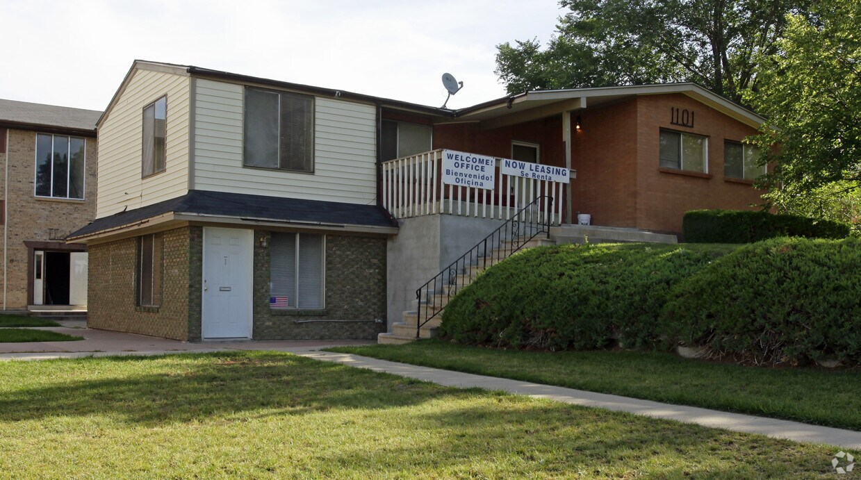 Midtown Plaza Apartments Denver, CO