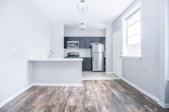 Foto del edificio - 4400 N Magnolia Ave