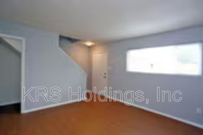 Building Photo - 841 41st St