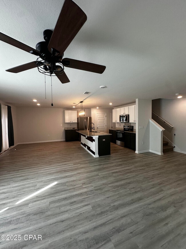 Building Photo - 6607 Kettles St