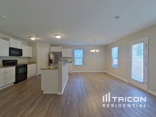 Building Photo - 4604 Montelena Dr