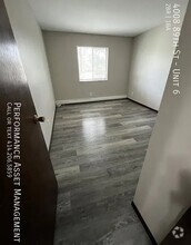 Building Photo - 4008 89th St