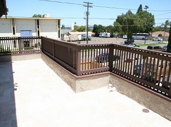 Building Photo - Chula Vista - Beautiful large single famil...