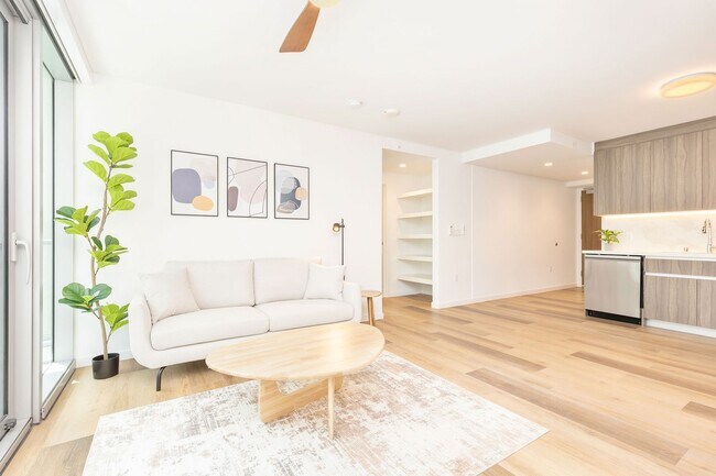 Foto del edificio - Brand New 1 Bedroom | 1 Bathroom The Park on Keeamoku