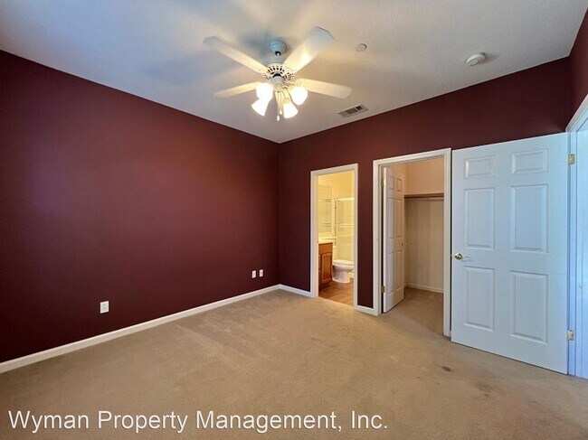 Building Photo - 2 br, 2.5 bath House - 825 Needles Court
