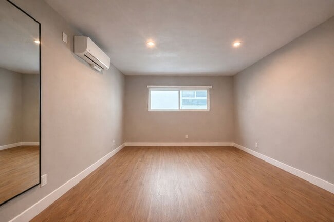 Foto del edificio - 1307 Tamarind Ave