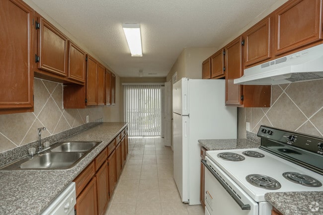 Pelican Landing Apartments - Houston, TX | Apartments.com