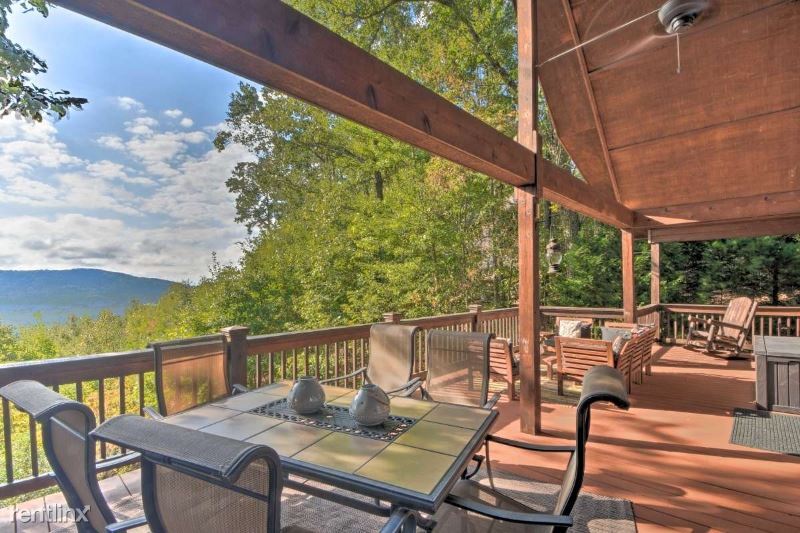Primary Photo - 3 br, 3 bath House - 443 Beacon Hill Dr