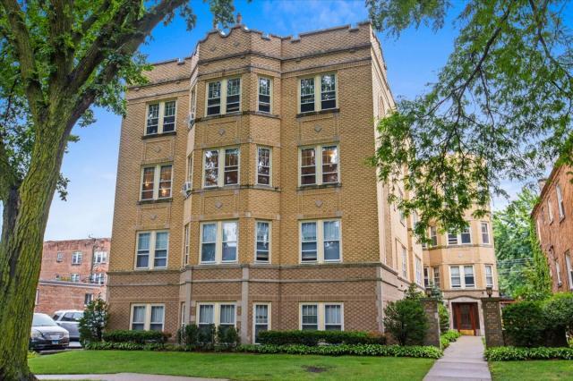 Foto principal - 2 bedroom in Evanston IL 60202