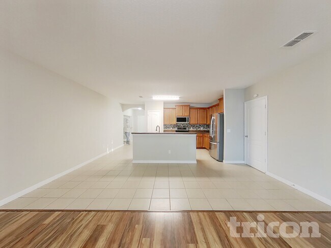 Foto del edificio - 492 Shirley Dr