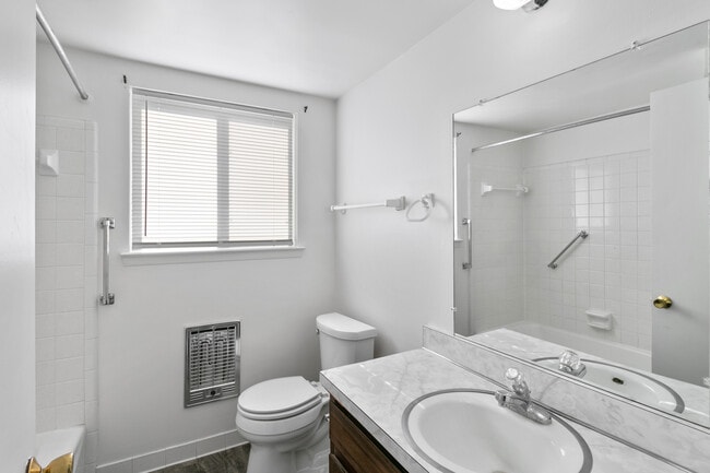 Building Photo - Pinckney Apartments