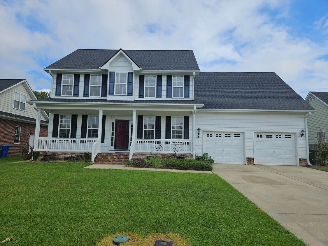 Primary Photo - NEW LISTING!!!!!