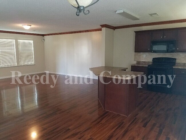 Building Photo - 10094 Chariden Dr