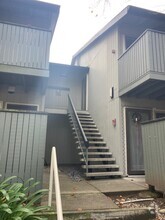 Building Photo - 410 Boardwalk Ave