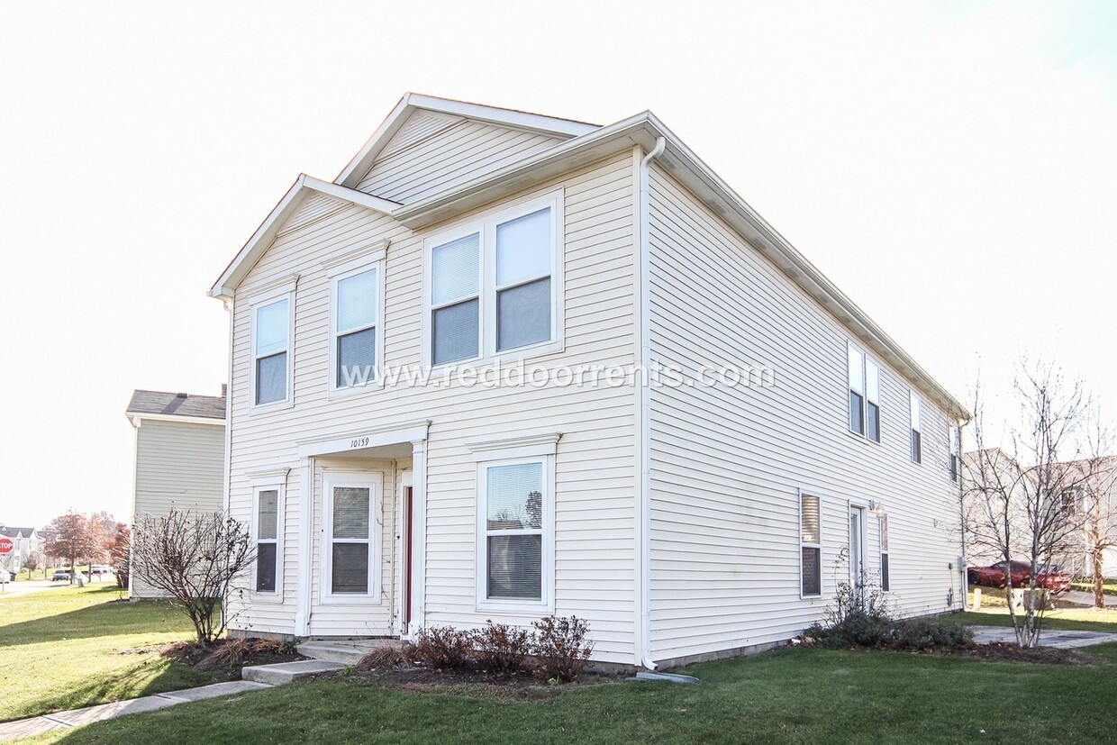 Foto principal - Perfect 3BR 2.5 BA Located Near All Necess...