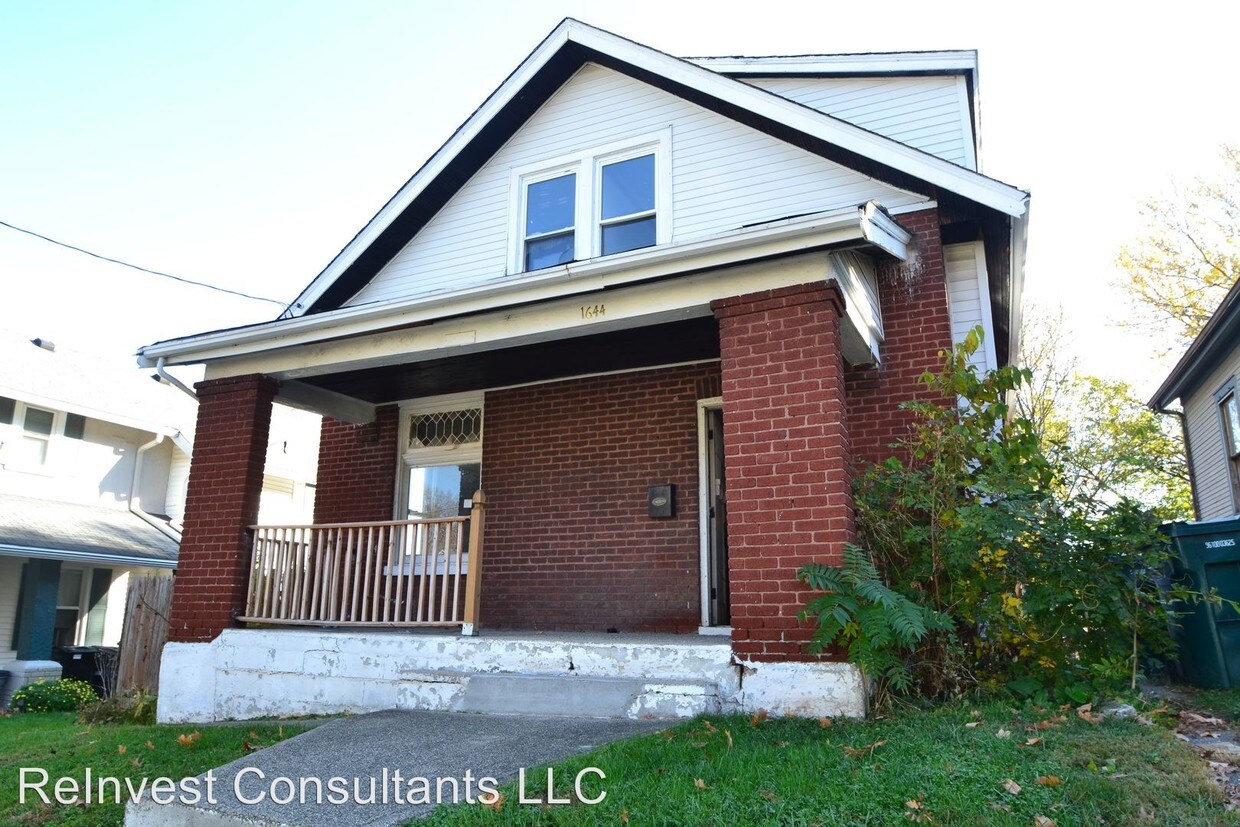 Primary Photo - 1644 Minion Ave