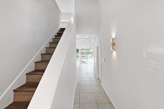 Foto del edificio - 57 Foxhall Crescent Dr
