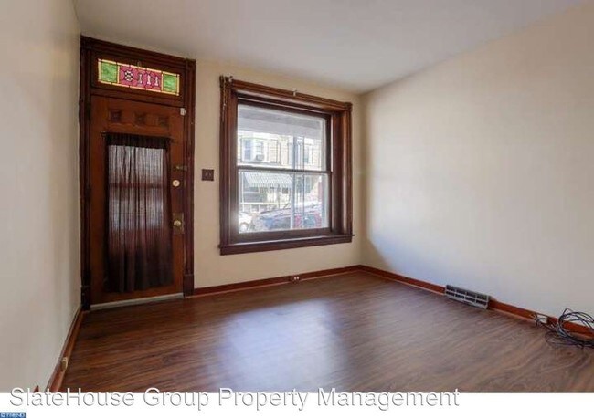 Building Photo - 1118 Marion St