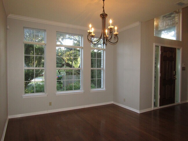 Foto del edificio - 10602 Cranford Ct