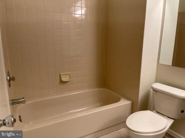 Building Photo - 103A Harwood Ct