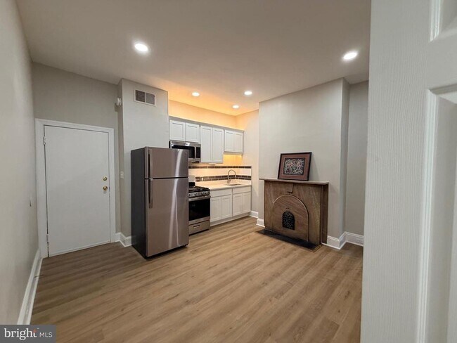 Foto del edificio - 2439 Maryland Ave