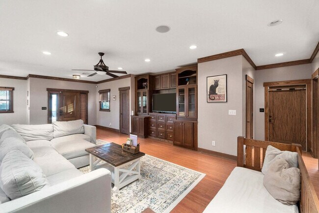Foto del edificio - 209 Windmeade Cir