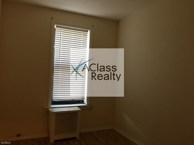 Foto del edificio - 2411 41st St