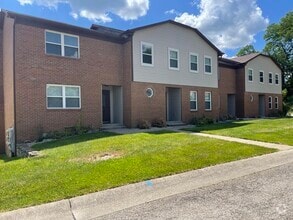 Building Photo - 101 Kingsway Ct