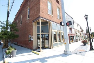 Building Photo - 101 S Main St