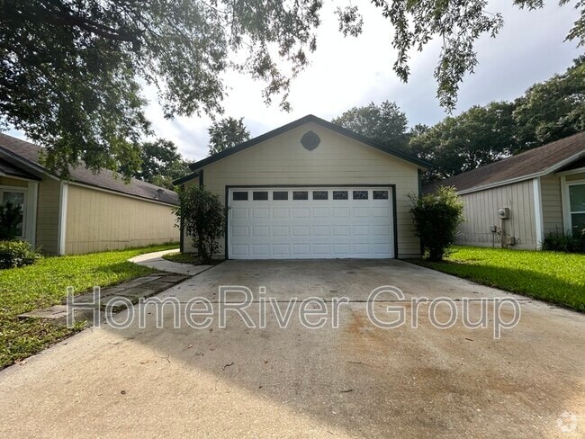 Building Photo - 1851 Yukon Ct