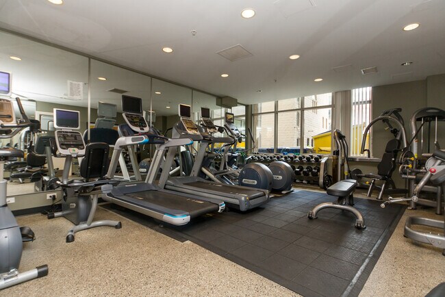 Foto del edificio - 811 4th St NW