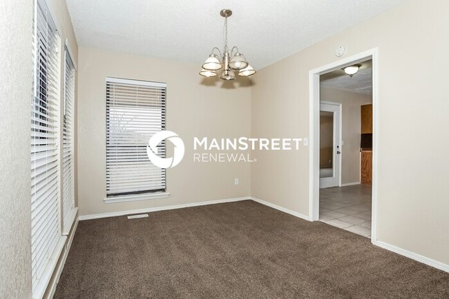 Building Photo - 9313 S Land Ave