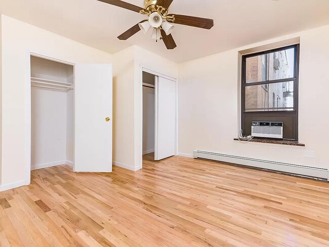Building Photo - 14-17-17 31st Ave