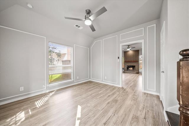 Foto del edificio - 344 Raintree Dr