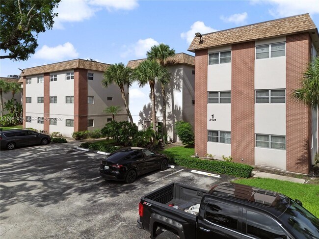 Foto del edificio - 2431 SW 82nd Ave
