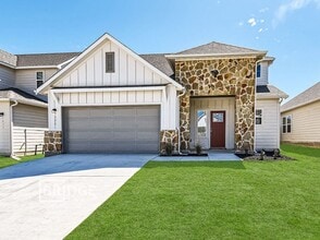 Building Photo - 7421 Escarpment Dr