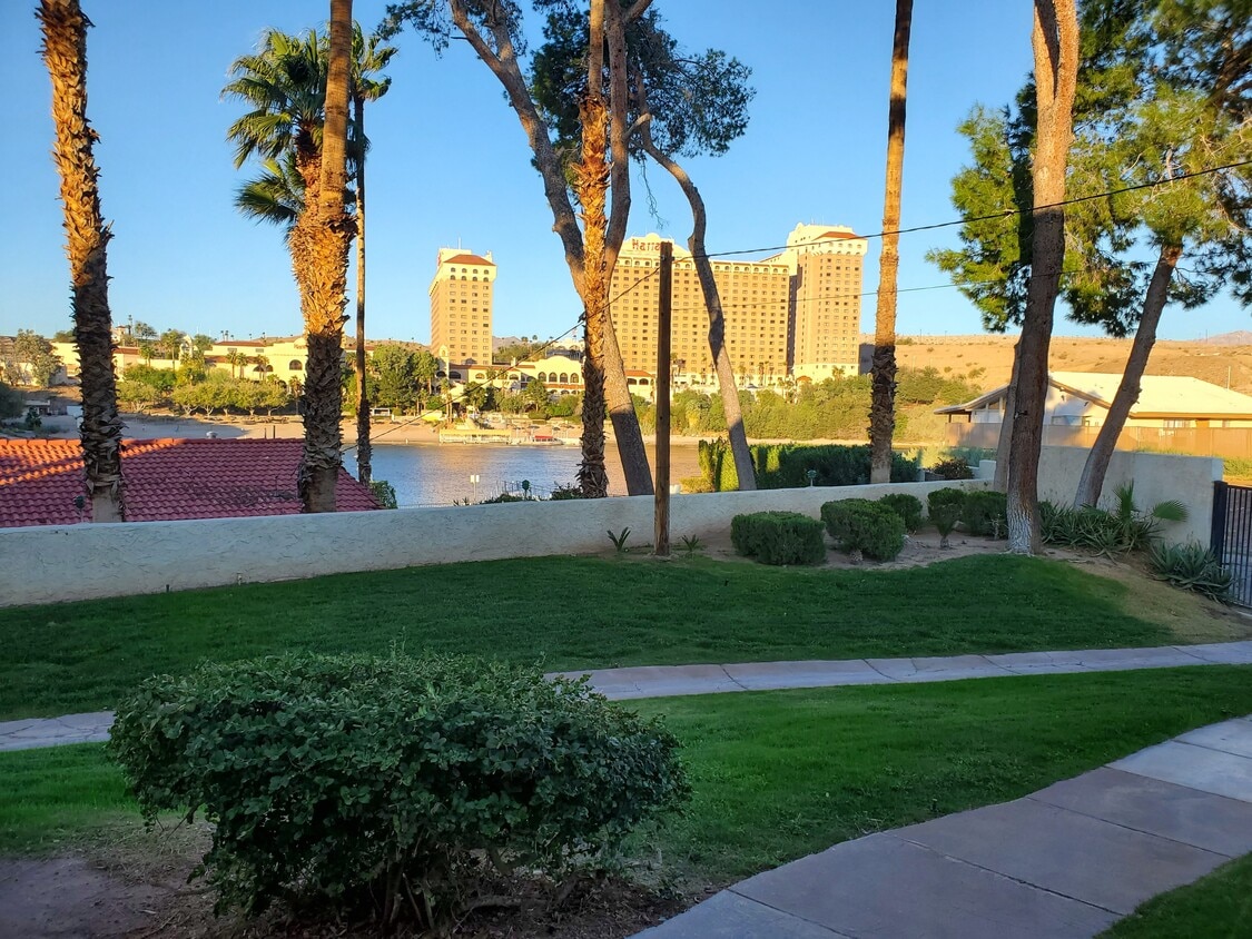 Apartment View - 441 Moser Ave
