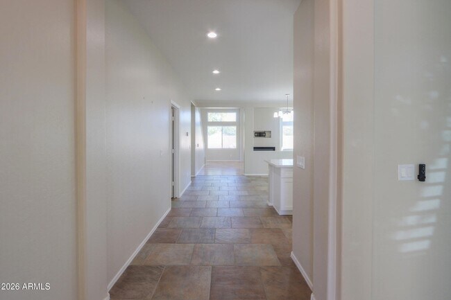 Building Photo - 39147 N Luke Ln