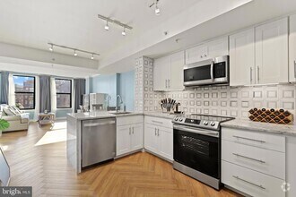 Building Photo - 631 D St NW