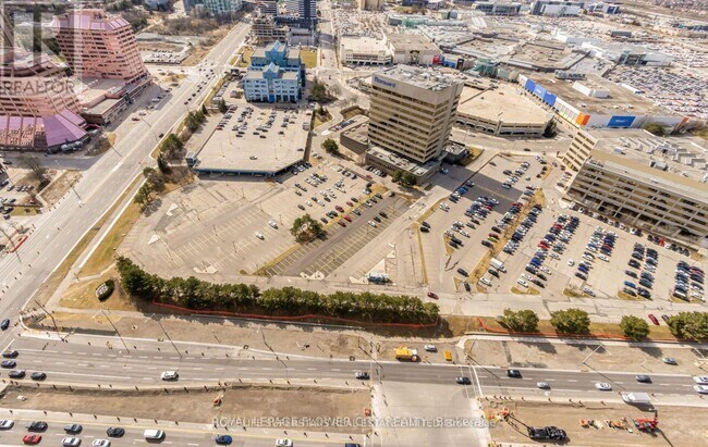 Building Photo - 50-550 Absolute Ave