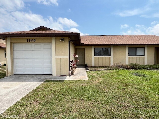 Primary Photo - 1206 Diplomat Pkwy E