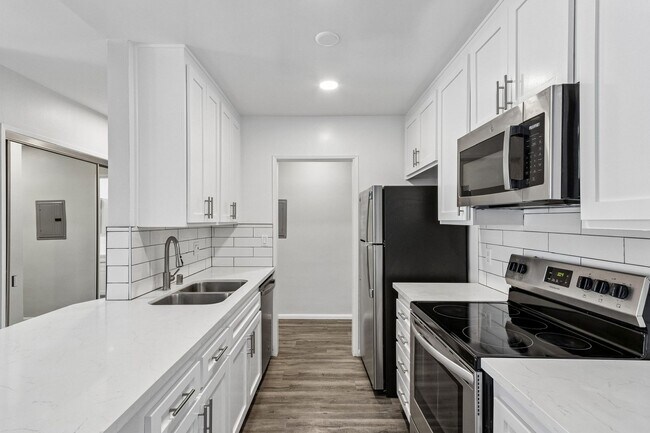 Foto del interior - 1635 North Martel Avenue