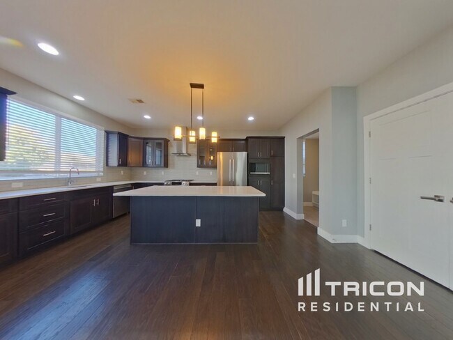 Foto del edificio - 5740 African Daisy Ct